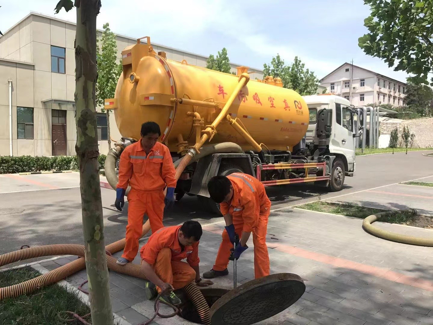 高淳化粪池清理与5-8吨吸粪车施工效率分析